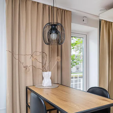 Apartment Cozy Next To The Old Town