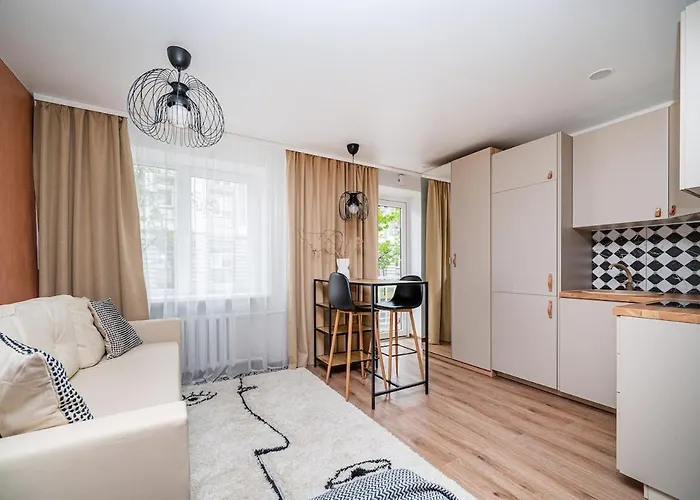 Cozy Next To The Old Town Apartment *