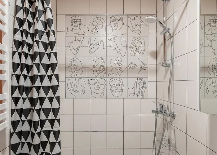 Cozy Next To The Old Town